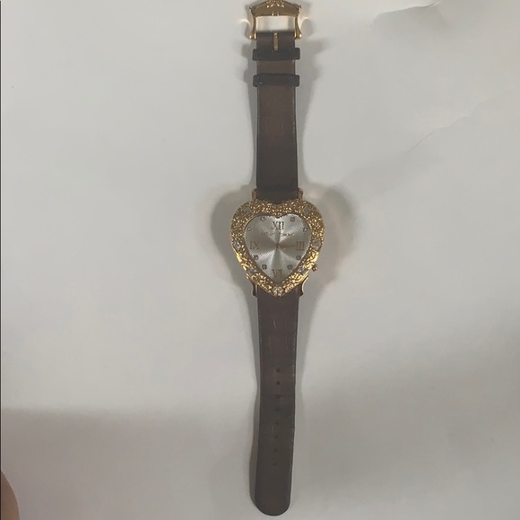 Betsey Johnson Heart Watch - Picture 2 of 3